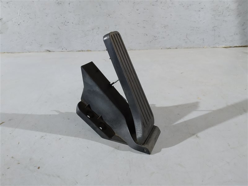 педаль газа, 1185 рублей, Санкт-Петербург