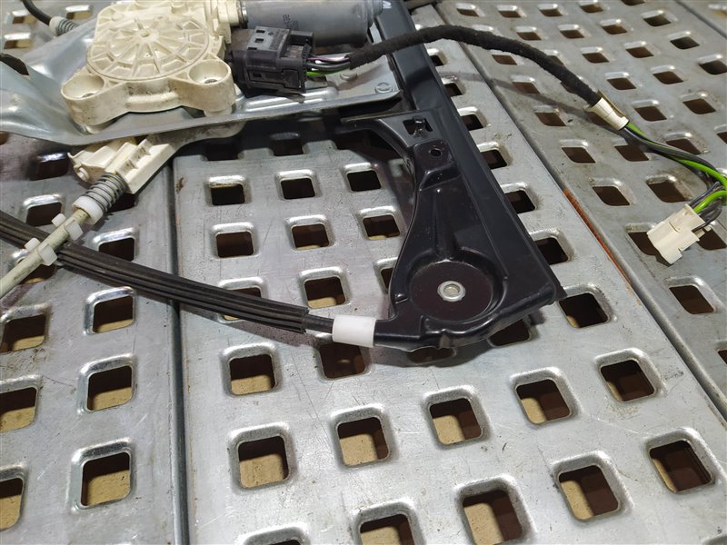 стеклоподъемник, 1185 рублей, Санкт-Петербург