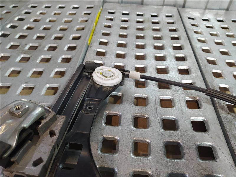 стеклоподъемник, 1185 рублей, Санкт-Петербург