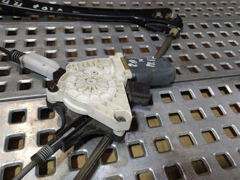 стеклоподъемник, 2885 рублей, Санкт-Петербург