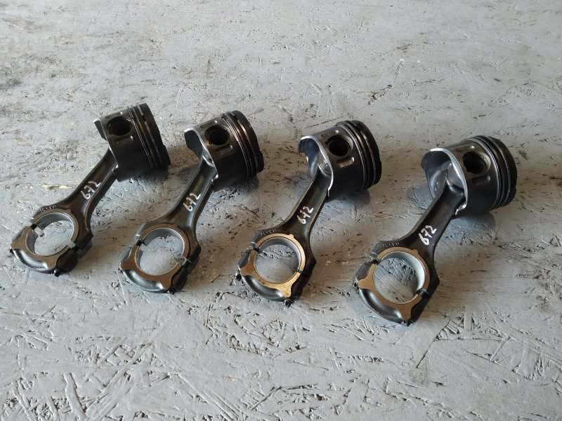 комплект поршней с шатунами, 7430 рублей, Санкт-Петербург