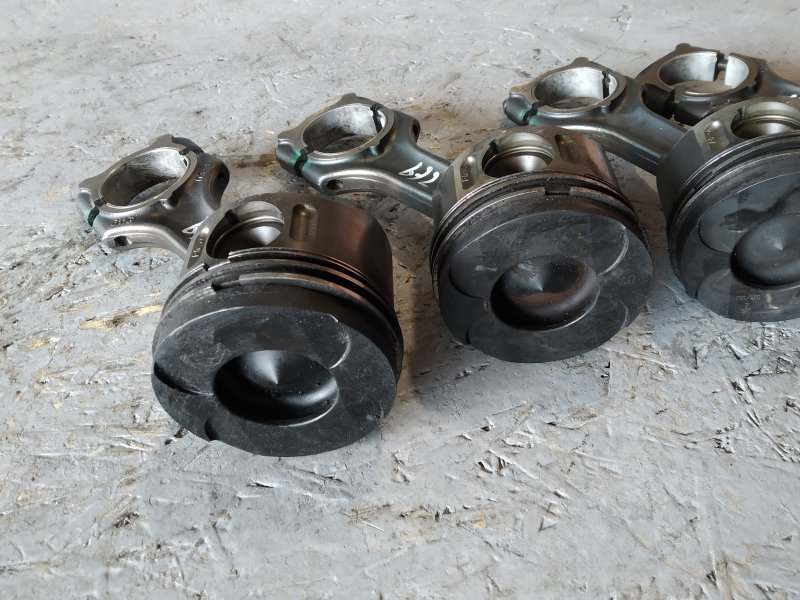 комплект поршней с шатунами, 7430 рублей, Санкт-Петербург