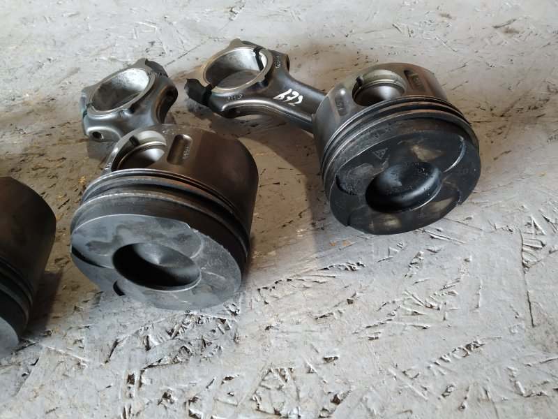 комплект поршней с шатунами, 7430 рублей, Санкт-Петербург