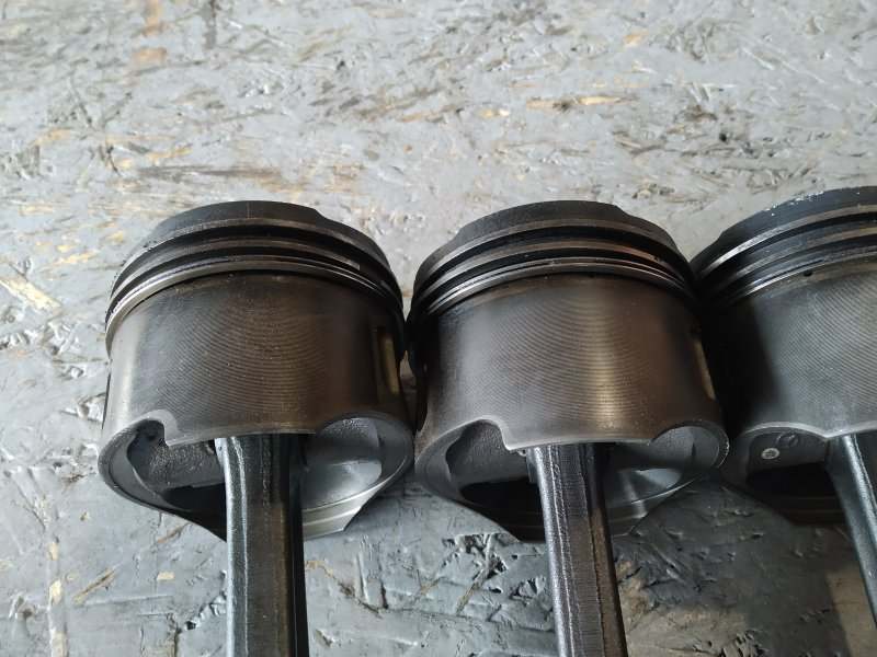 комплект поршней с шатунами, 7430 рублей, Санкт-Петербург