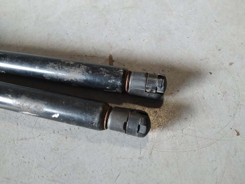 амортизатор багажника, 1185 рублей, Санкт-Петербург