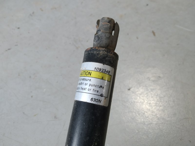 амортизатор багажника, 1185 рублей, Санкт-Петербург