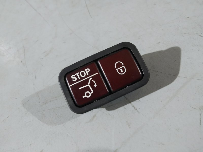 кнопка крышки багажника, 1515 рублей, Санкт-Петербург