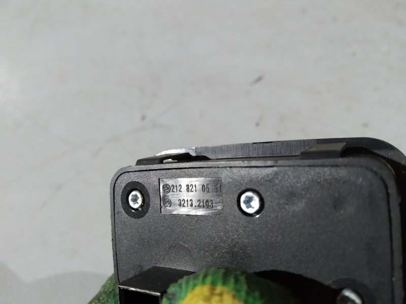 кнопка крышки багажника, 1515 рублей, Санкт-Петербург