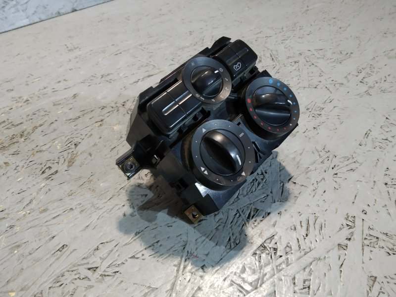 блок климата, 2000 рублей, Санкт-Петербург