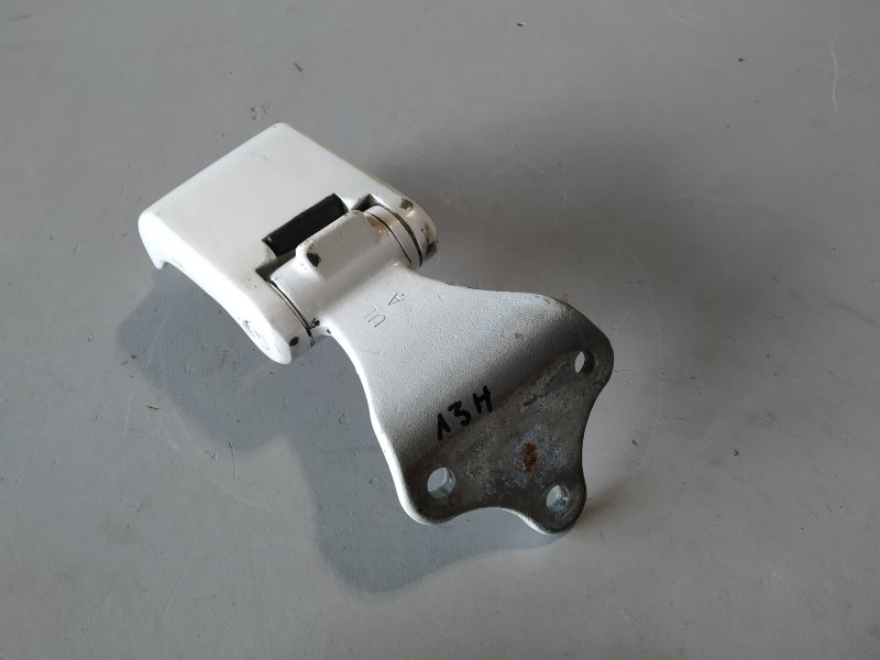 петля багажника, 1585 рублей, Санкт-Петербург