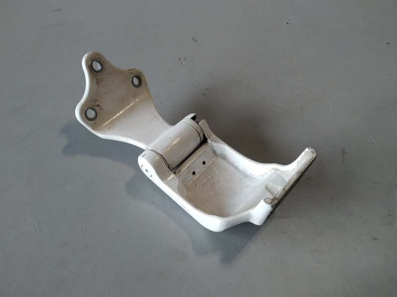 петля багажника, 1585 рублей, Санкт-Петербург