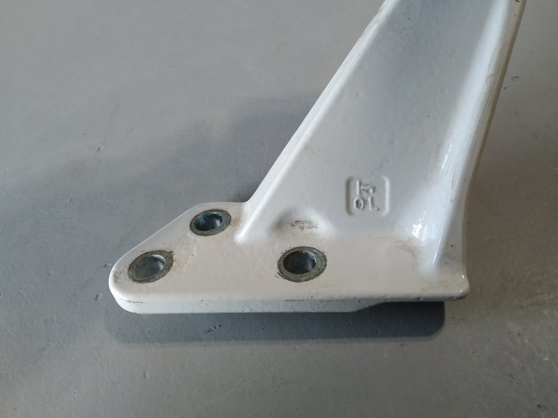 петля багажника, 1630 рублей, Санкт-Петербург