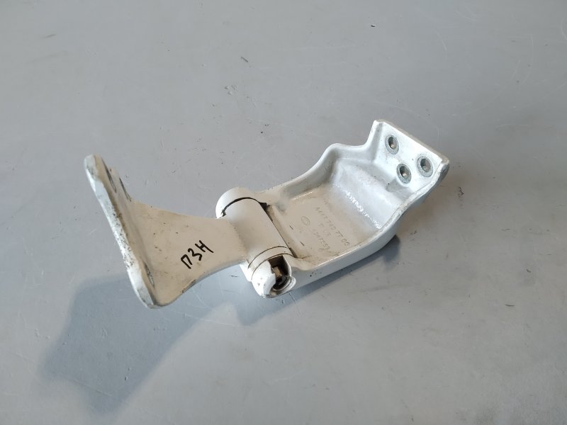 петля багажника, 4240 рублей, Санкт-Петербург