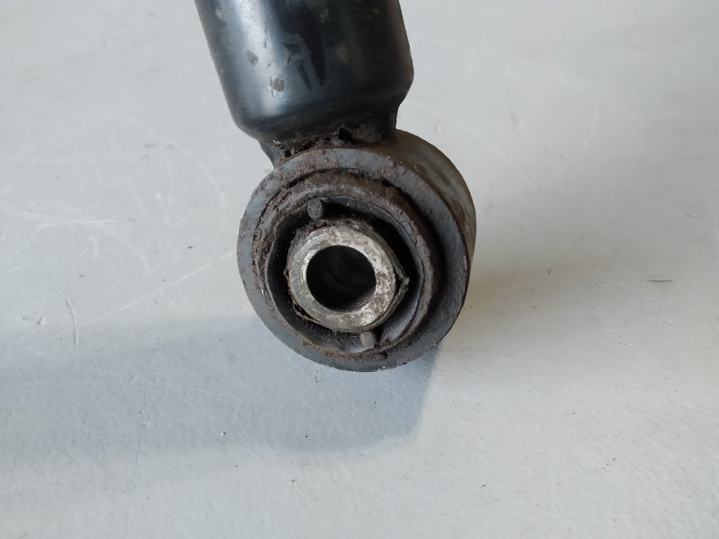 амортизатор, 4995 рублей, Санкт-Петербург