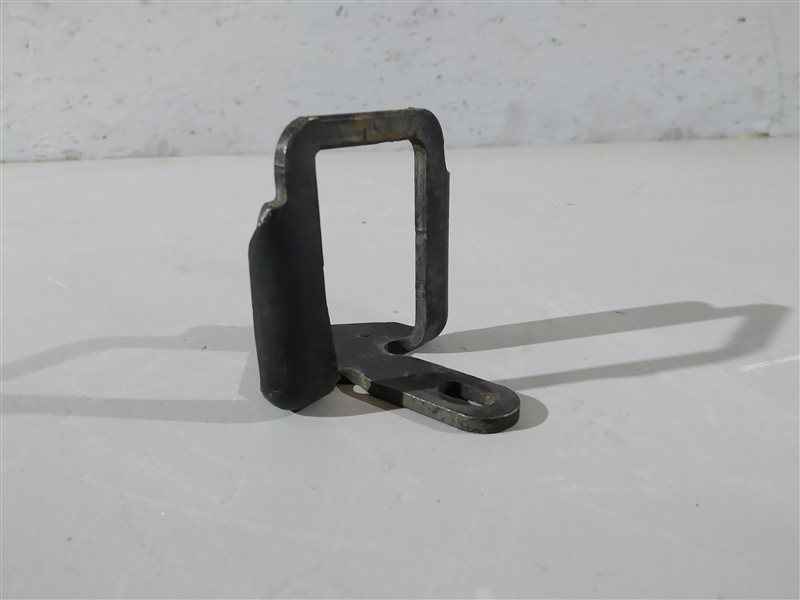 скоба замка капота, 1590 рублей, Санкт-Петербург