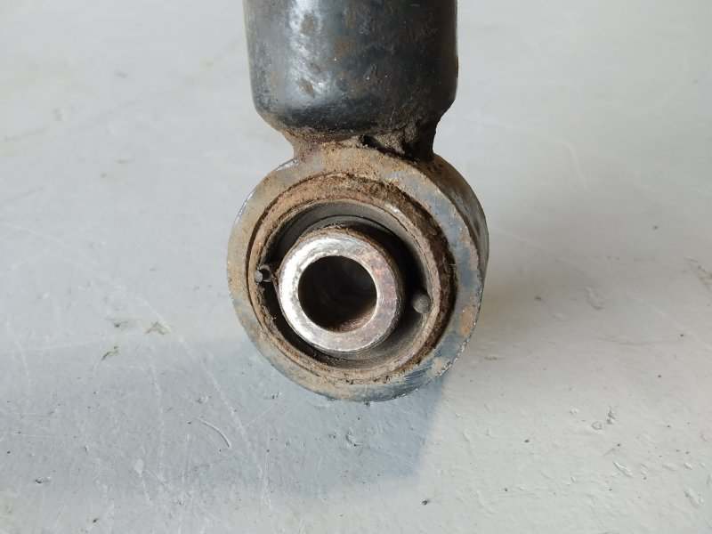 амортизатор, 4960 рублей, Санкт-Петербург