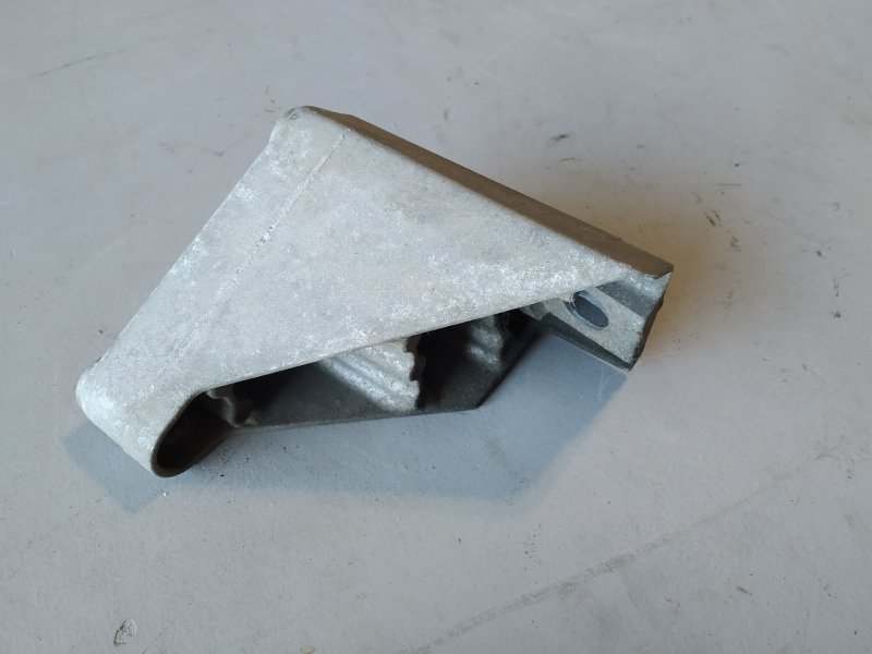 кронштейн двигателя, 2065 рублей, Санкт-Петербург