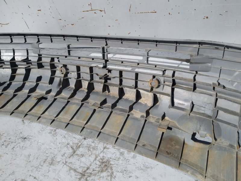 бампер, 3200 рублей, Санкт-Петербург