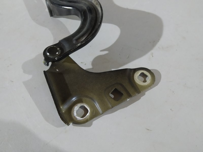 петля капота, 6040 рублей, Санкт-Петербург