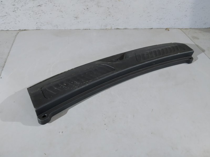 накладка багажника, 9650 рублей, Санкт-Петербург