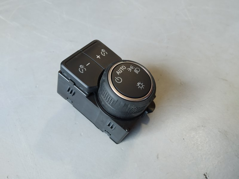 переключатель света, 5035 рублей, Санкт-Петербург