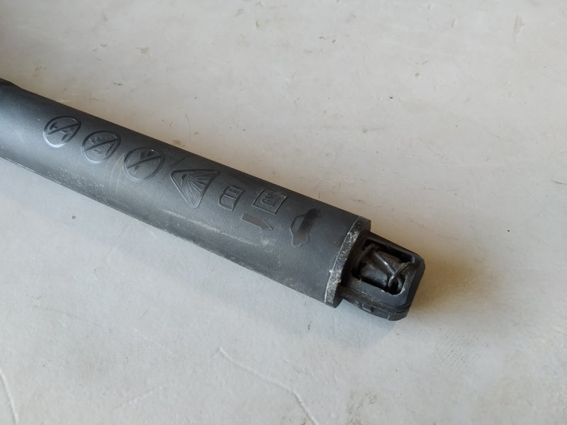 амортизатор багажника, 3630 рублей, Санкт-Петербург