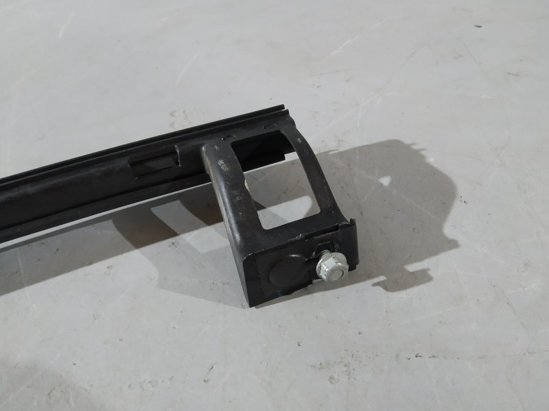 направляющая стекла, 3270 рублей, Санкт-Петербург