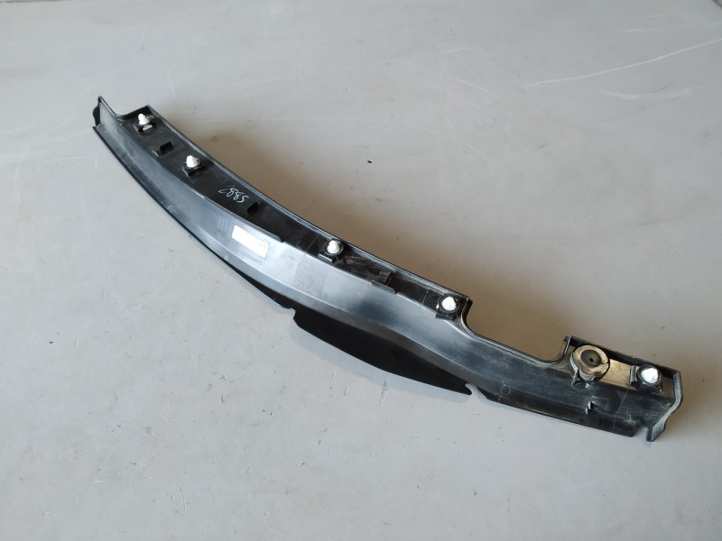 Накладка крышки багажника, 2535 рублей, Санкт-Петербург