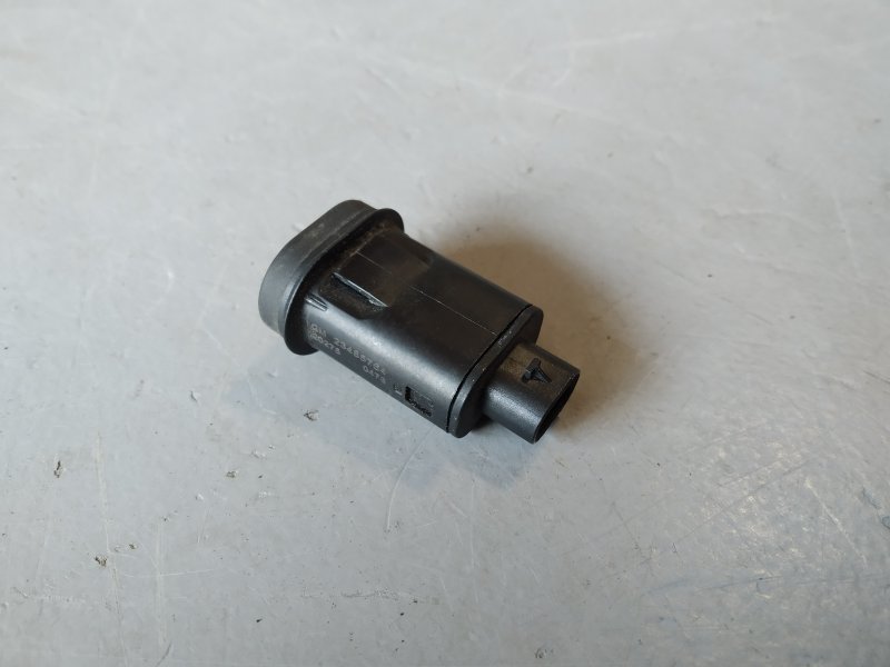 кнопка крышки багажника, 2220 рублей, Санкт-Петербург