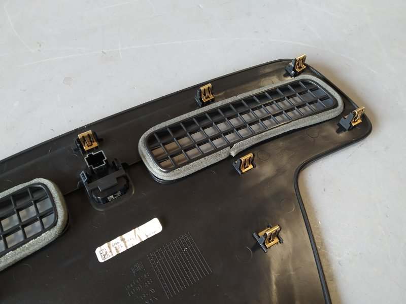 Накладка на торпедо, 2930 рублей, Санкт-Петербург