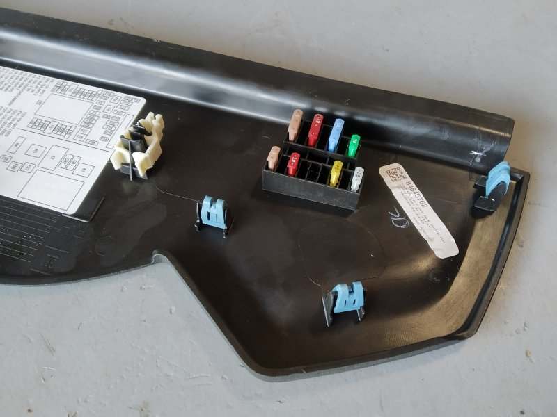 Накладка на торпедо, 1140 рублей, Санкт-Петербург