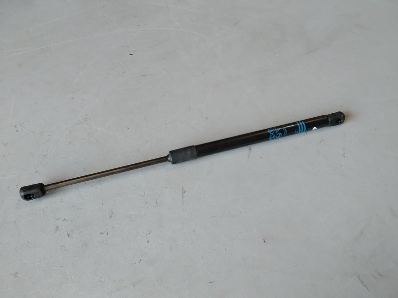 амортизатор капота, 1735 рублей, Санкт-Петербург