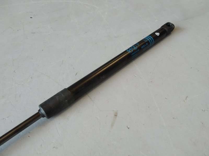 амортизатор капота, 1735 рублей, Санкт-Петербург