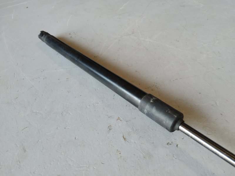 амортизатор капота, 1735 рублей, Санкт-Петербург