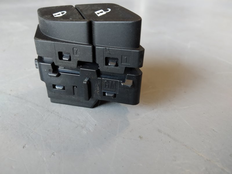 кнопка центрального замка, 1840 рублей, Санкт-Петербург