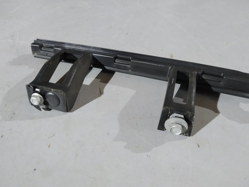 направляющая стекла, 2535 рублей, Санкт-Петербург