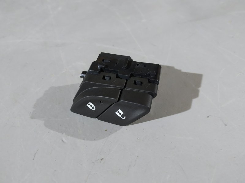 кнопка центрального замка, 1840 рублей, Санкт-Петербург