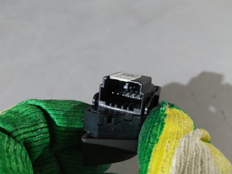 кнопка центрального замка, 1840 рублей, Санкт-Петербург