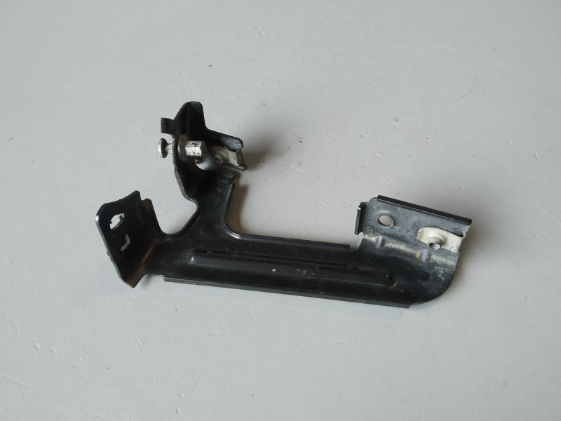 кронштейн бампера, 4520 рублей, Санкт-Петербург