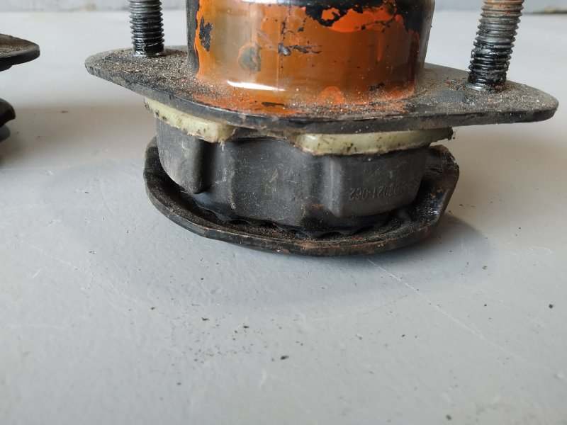 Подушка кузова, 4520 рублей, Санкт-Петербург