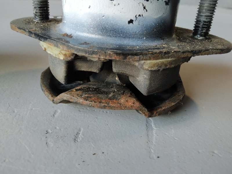 Подушка кузова, 4520 рублей, Санкт-Петербург