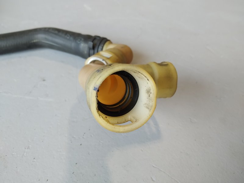 патрубок отопителя, 1730 рублей, Санкт-Петербург