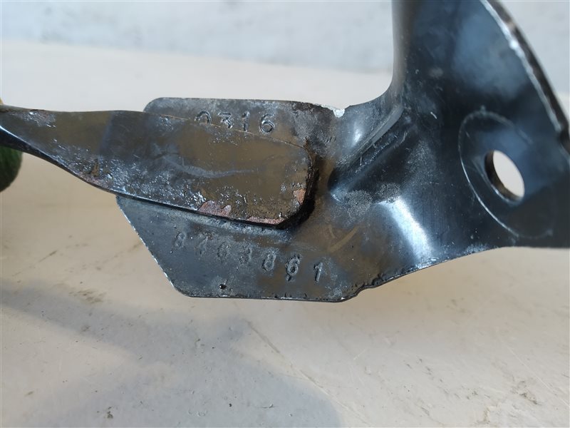 кронштейн, 1900 рублей, Санкт-Петербург