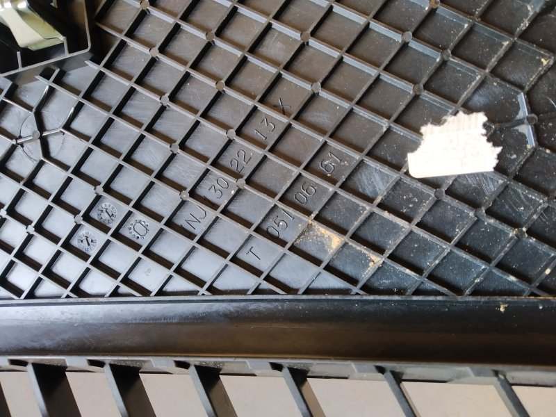 Накладка на торпедо, 4745 рублей, Санкт-Петербург