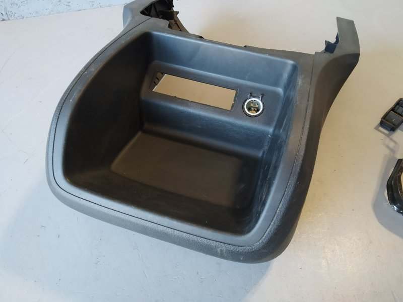 центральная консоль, 7430 рублей, Санкт-Петербург