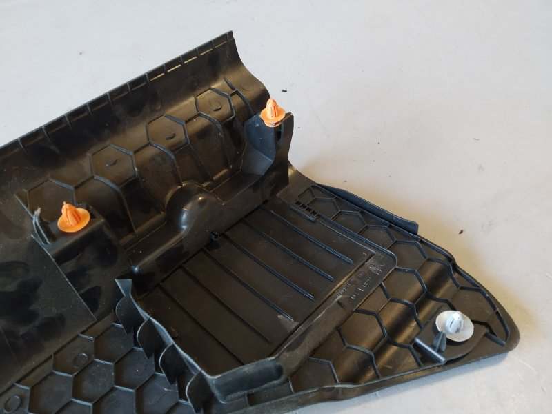 обшивка салона, 810 рублей, Санкт-Петербург