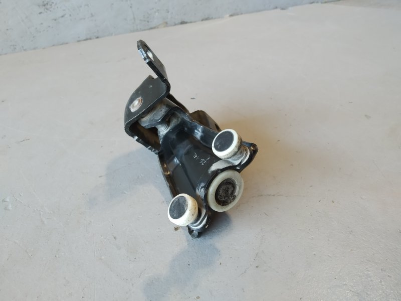 ролик сдвижной двери, 3815 рублей, Санкт-Петербург