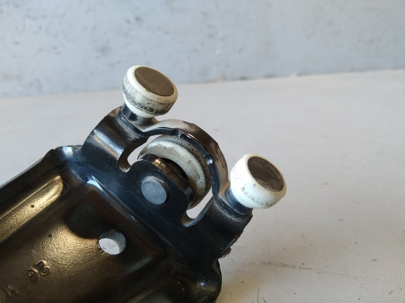 ролик сдвижной двери, 3815 рублей, Санкт-Петербург