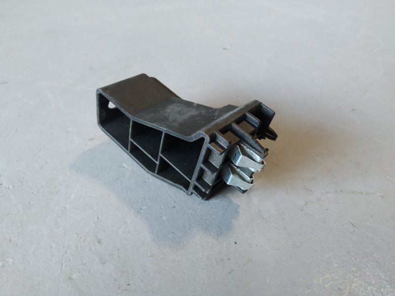 кронштейн, 1240 рублей, Санкт-Петербург