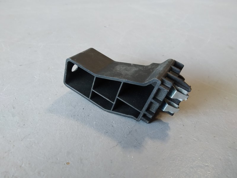 кронштейн, 1240 рублей, Санкт-Петербург